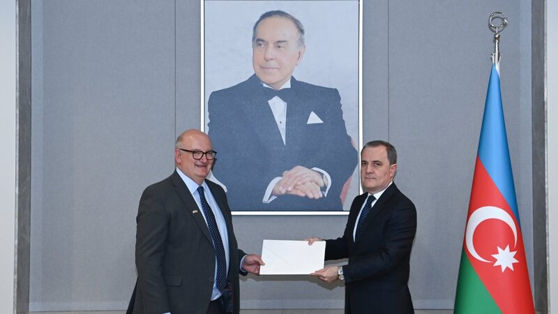 The new British ambassador presented a copy of his credentials to Jeyhun Bayramov