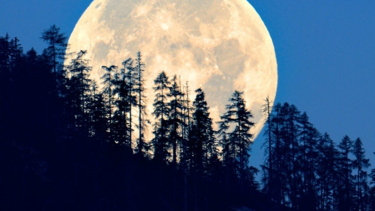 Super New Moon event will take place on June 15