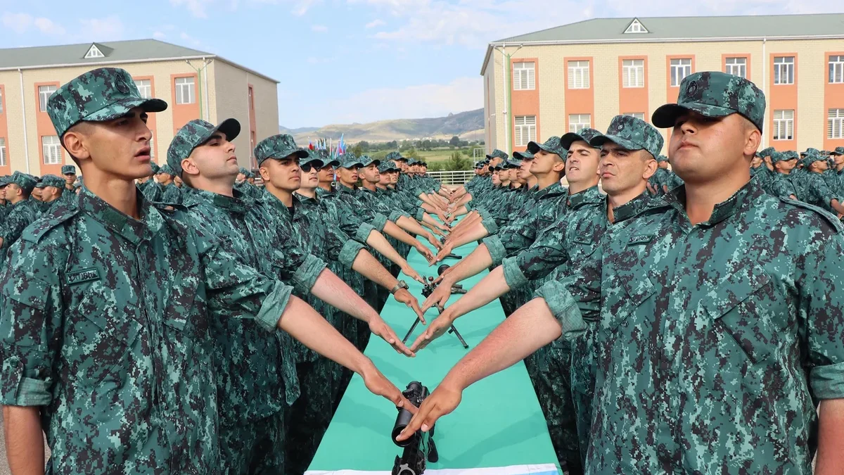 SBS: Swearing-in ceremony for young soldiers held
