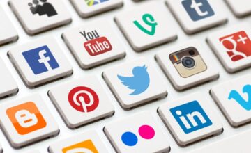 Fines are being established for violations of requirements related to the operation of social media platforms with age restrictions