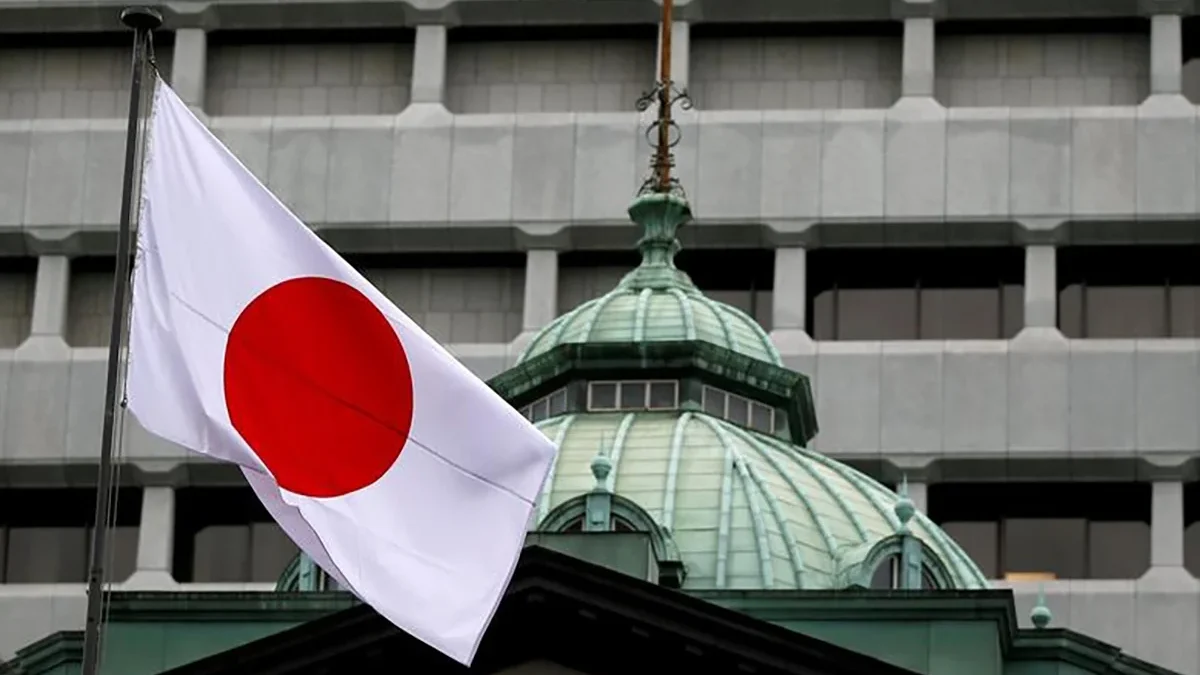 The ban on bringing nuclear weapons into Japan may be lifted