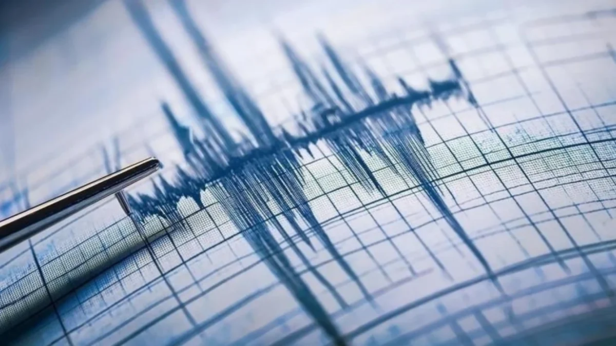 6.1 magnitude earthquake off the coast of Italy