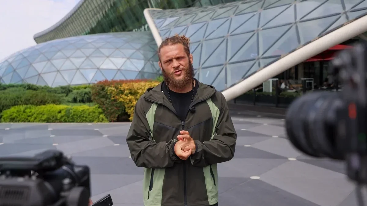 UFC fighter Rafael Fiziyev has arrived in Azerbaijan