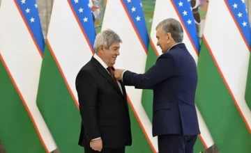 Mirziyoyev awarded our ambassador