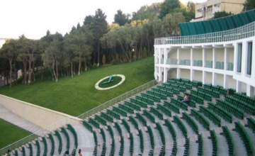 Baku City Municipal Theater and “Yashil Theater” are being transferred to the Ministry of Culture