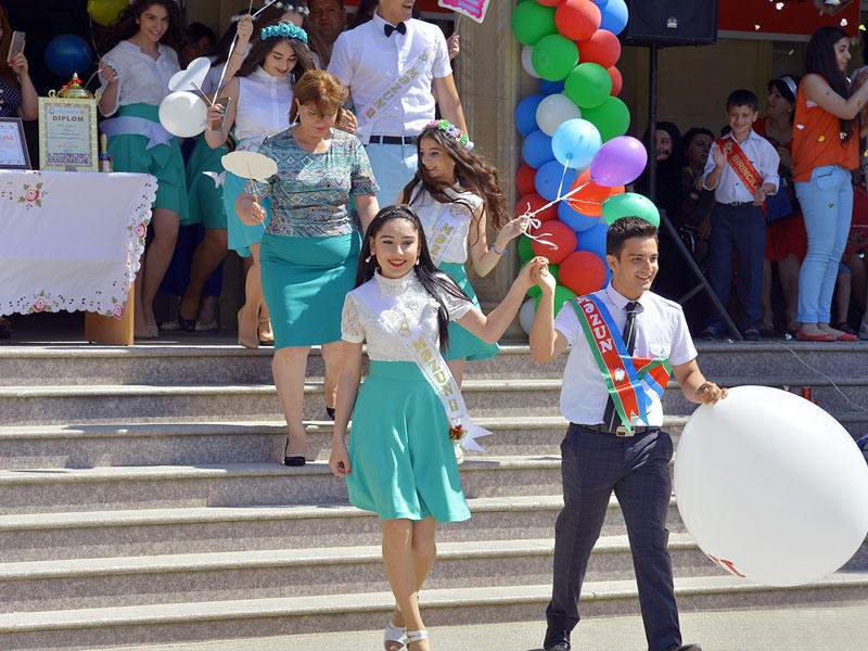 78 students to graduate from 12th grade in Baku this year