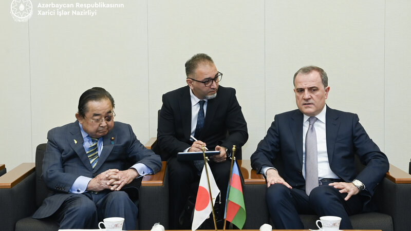 Jeyhun Bayramov met with members of the Japan-Azerbaijan Parliamentary Friendship League