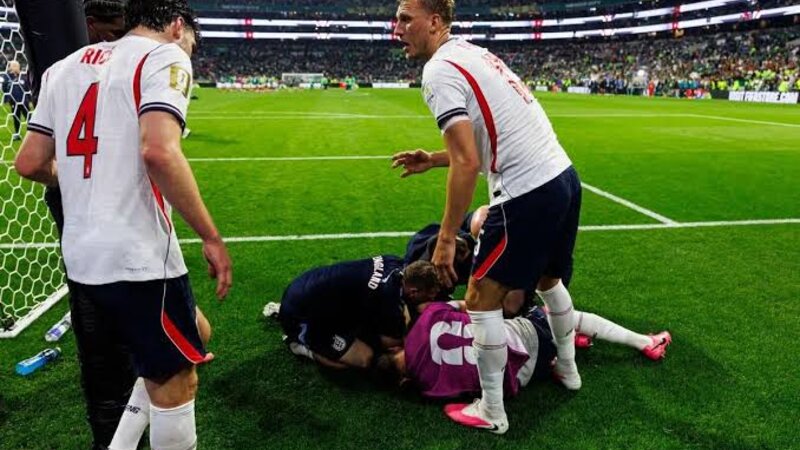 England to face Argentina in semi-final match with losses