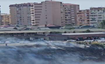 Fire breaks out in an open area in Baku – PHOTO