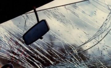 Passenger car collides with truck in Tartar, 2 people dead