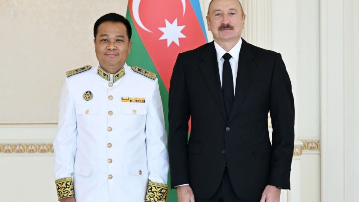 President received the credentials of the newly appointed ambassador of Cambodia