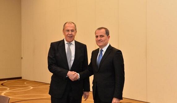 Meeting between Bayramov and Lavrov has begun