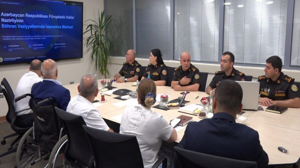 Members of the Public Council under the MES visited the Crisis Management Center