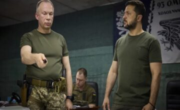 FT: Zelensky considers dismissing Ukrainian Army Commander-in-Chief Syrskyi