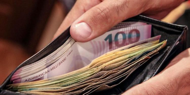 Average monthly salary in Azerbaijan has increased
