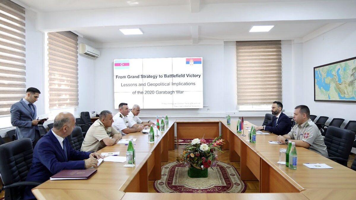 Serbian delegation visits Azerbaijan