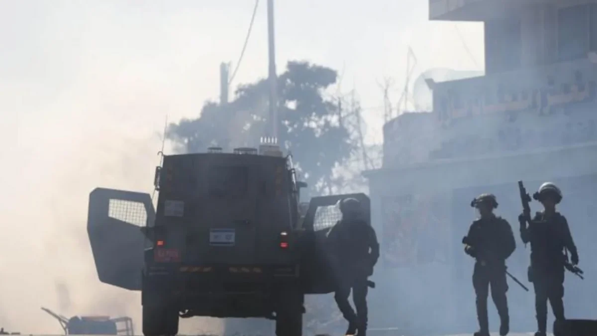 Israel announces it has struck a vehicle carrying four suspects in Lebanon