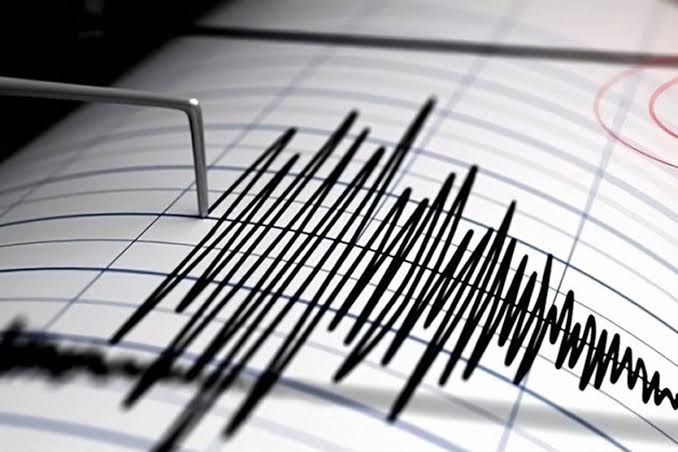 5.2 magnitude earthquake occurred off the coast of Greece