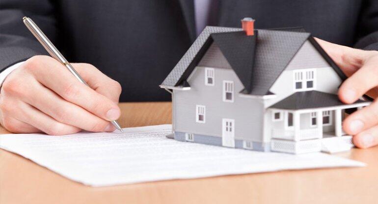 Attention to homebuyers: Why does the square footage in the deed (extract) appear smaller?