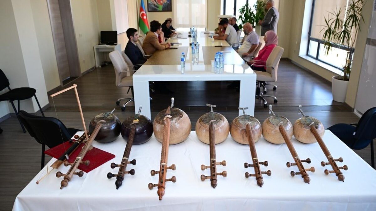 National standards for kamancha approved for the first time in Azerbaijan