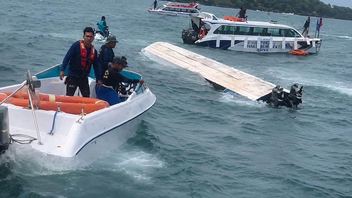 15 people died as a result of a tourist boat sinking in Vietnam