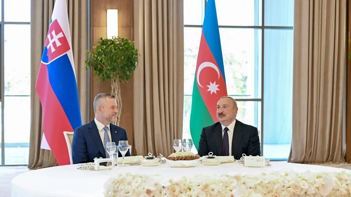 An official luncheon was hosted in Khankendi on behalf of Ilham Aliyev in honor of the President of Slovakia