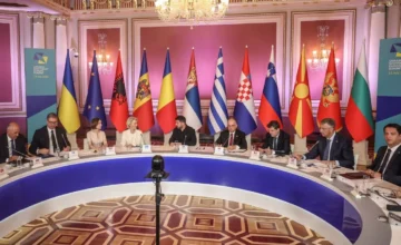Participants of the Kyiv summit called on Moscow to stop the war immediately