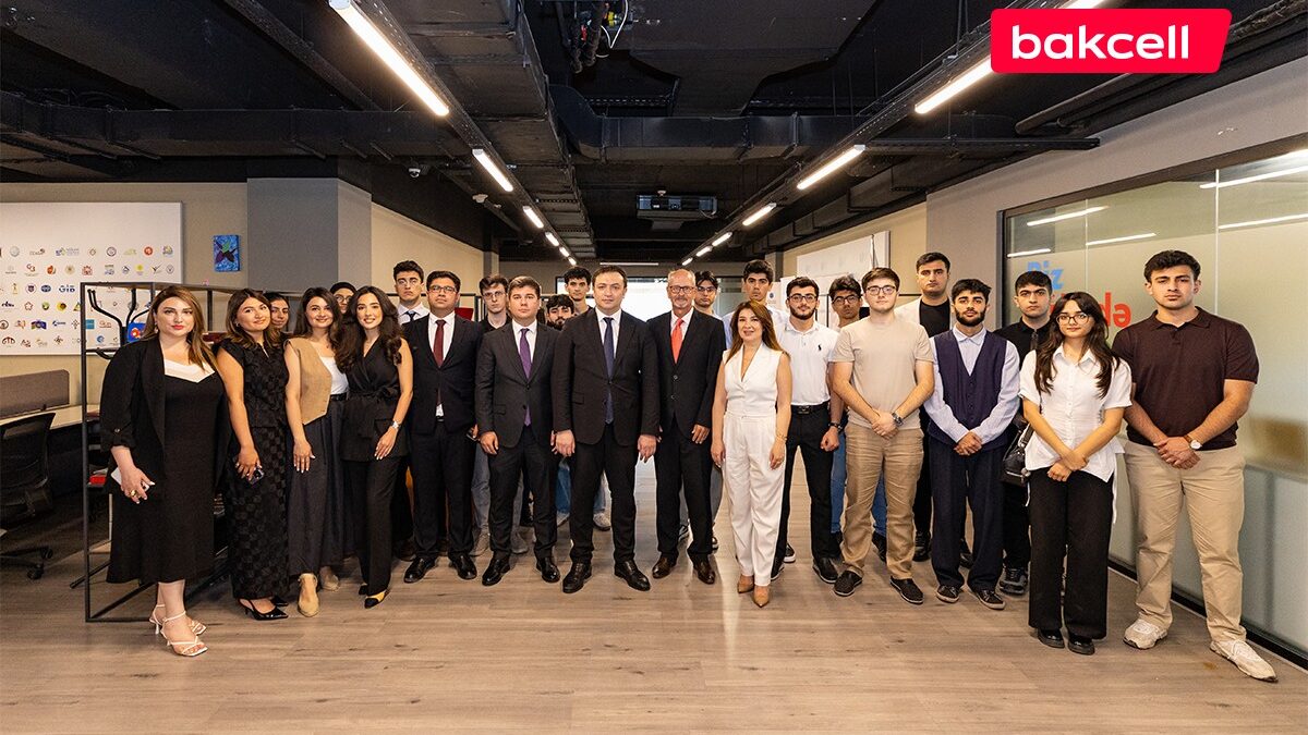 Bakcell and the Youth Foundation met with the winners of the scholarship program