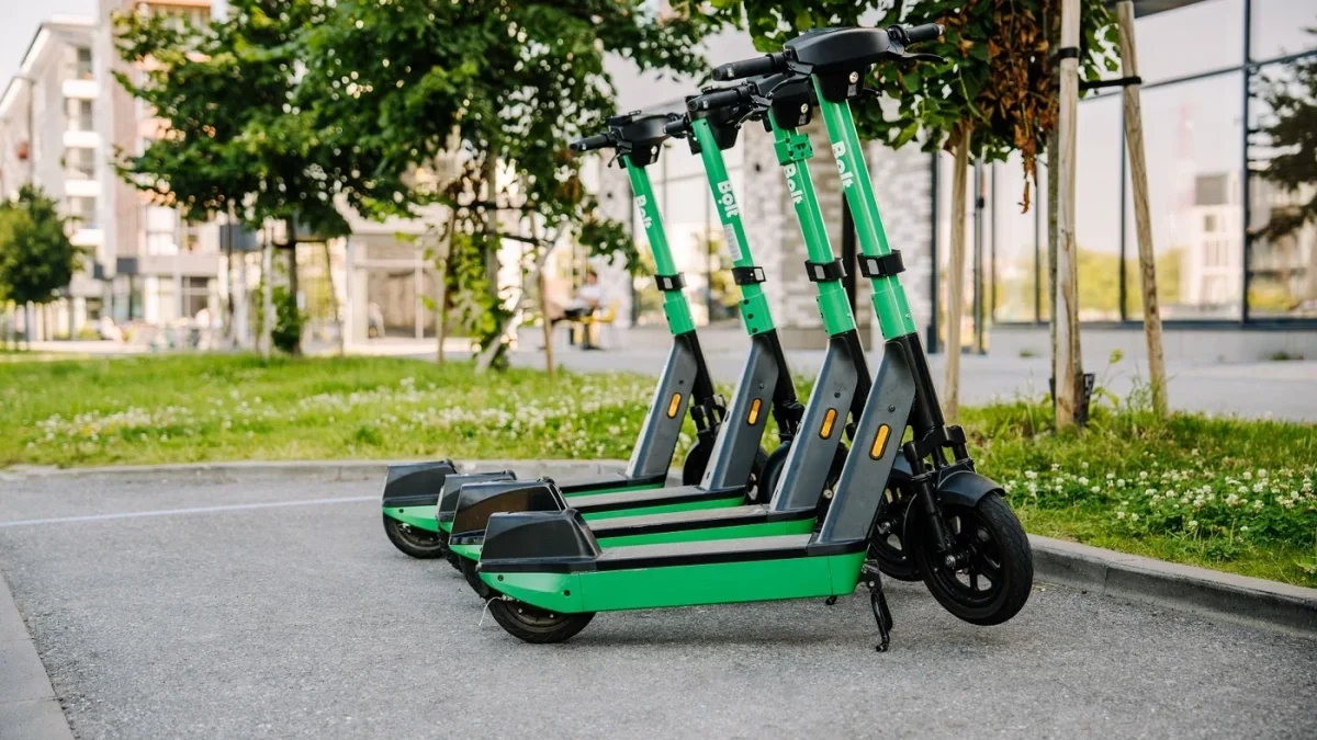 The MIA has appealed to scooter and bicycle riders