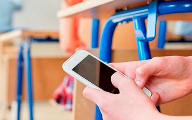 Mobile phones found on 12 people during today’s exam