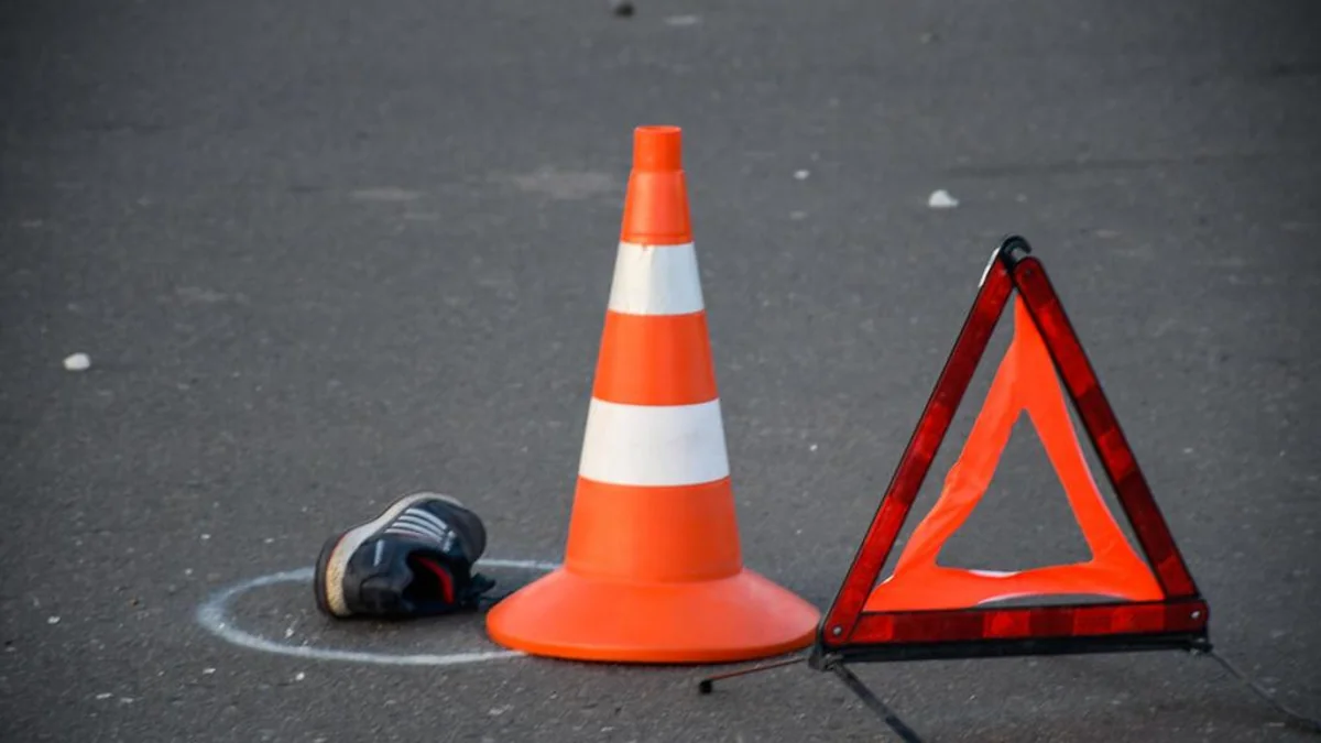 One of the pedestrians hit by a car in Shaki has died