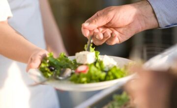 The hidden danger in salad: It hospitalized thousands of people in the USA