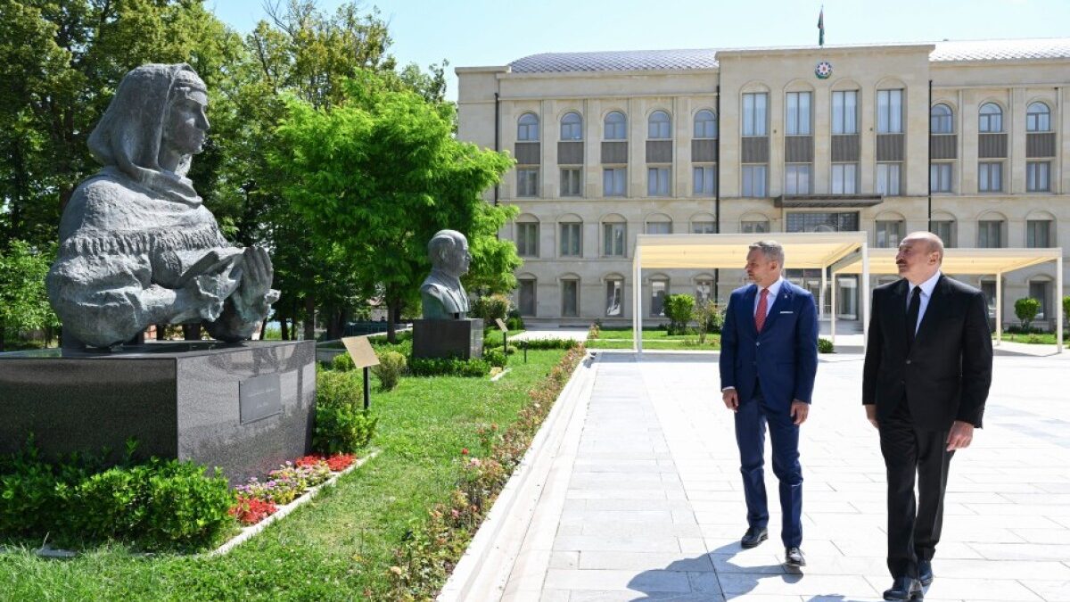 Presidents Ilham Aliyev and Peter Pellegrini viewed the busts shot during the occupation in Shusha