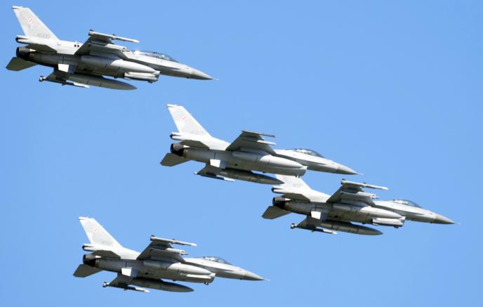Poland scrambles fighter jets due to Russian Il-20 aircraft