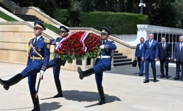 President of Slovakia commemorates martyrs in Baku