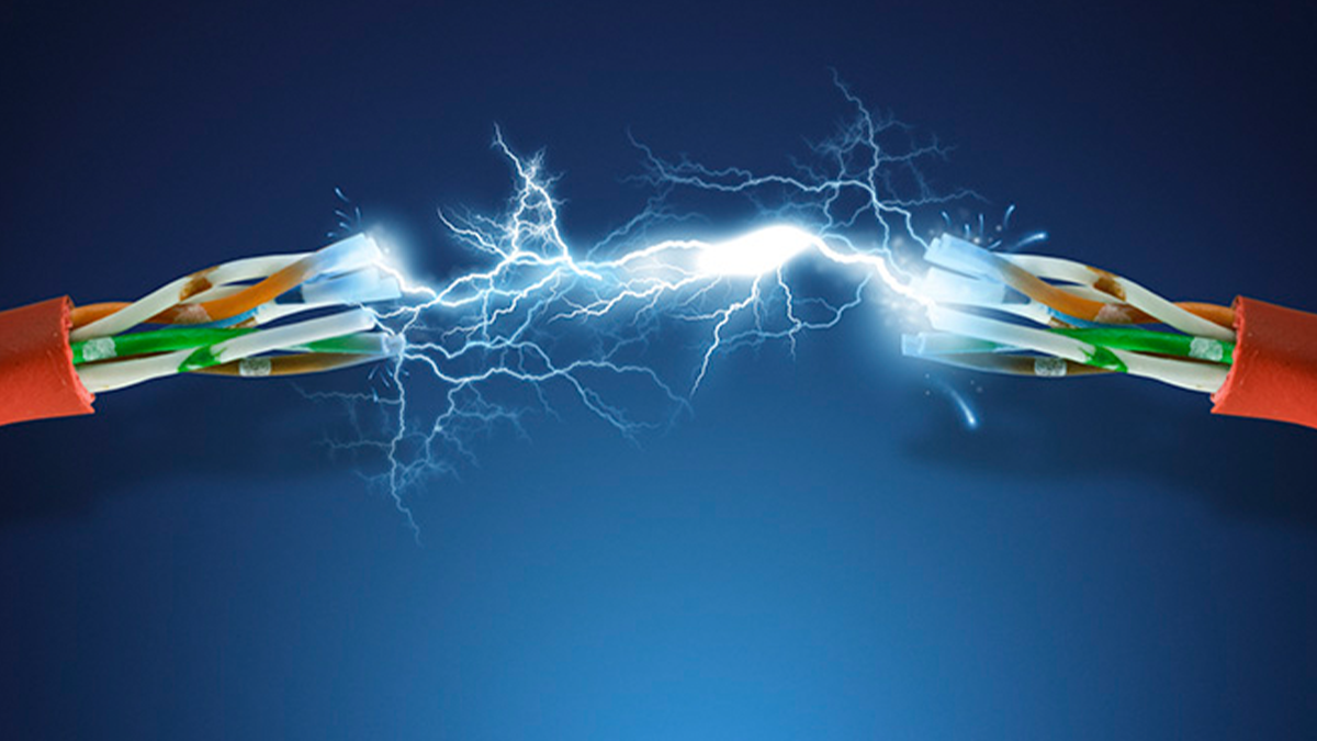 Two people killed by electric shock in Baku