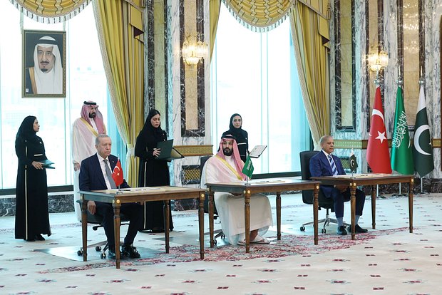 Historic agreement: Turkey, Saudi Arabia, and Pakistan signed a collective defense pact
