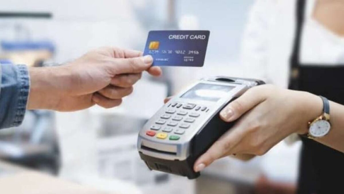 The volume of cashless payments in Azerbaijan increased by 11% last month