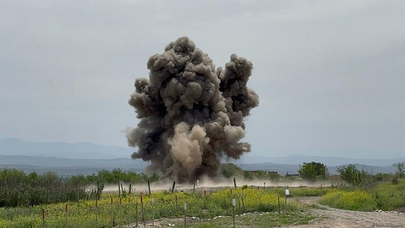 Mine explosion in Aghdara, 2 people injured
