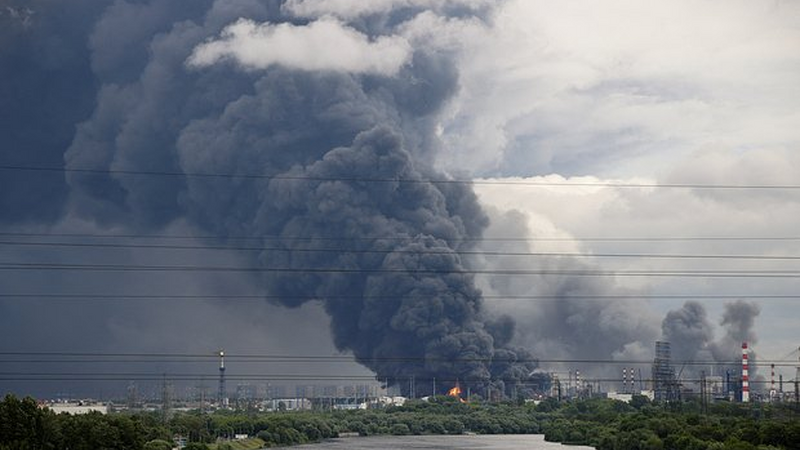 Ukraine strikes oil refineries in Krasnodar and Samara