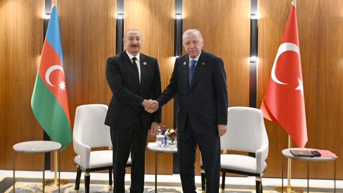 President Ilham Aliyev met with Recep Tayyip Erdogan in Bishkek – UPDATED