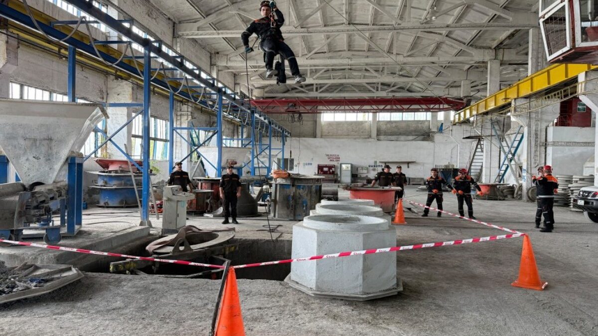 The Aran Regional Center of the MES held a training