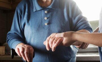 The number of centenarians in Japan has exceeded 100,000 for the first time