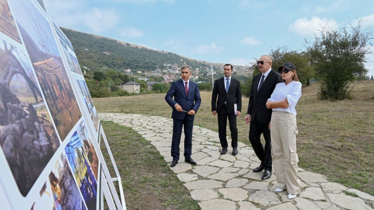 President gets acquainted with conservation works at Pir Omar Sultan shrine in Shamakhi – UPDATED – PHOTO