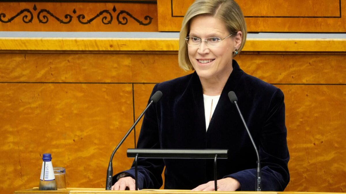 Estonian parliament has elected its new president