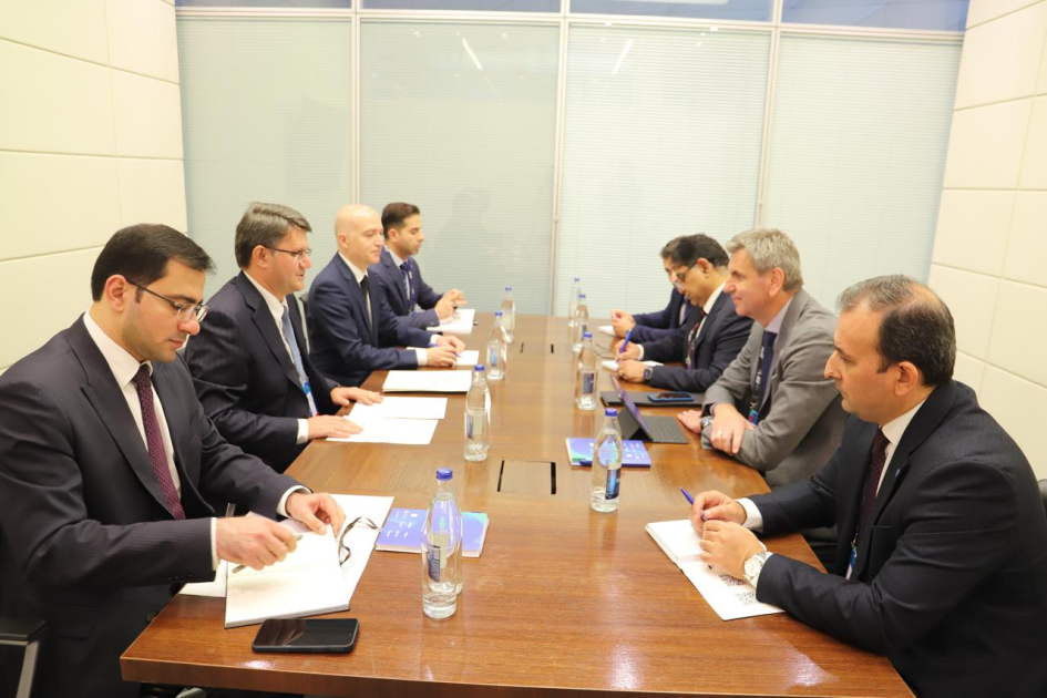 Discussions held on environmental issues