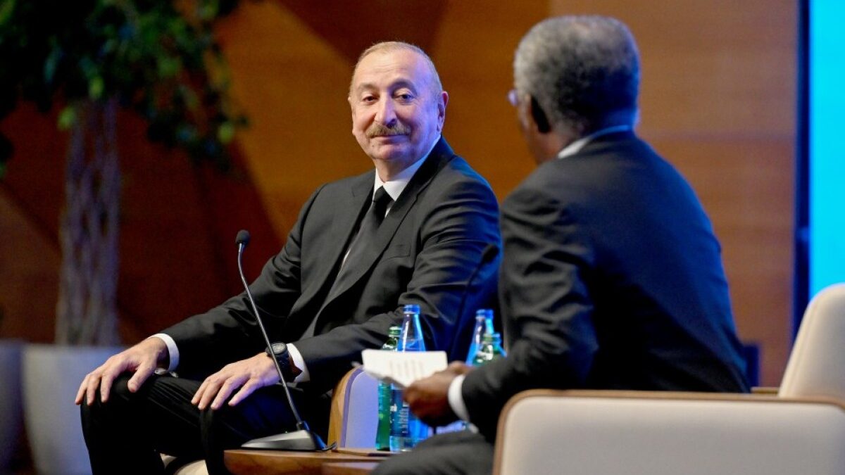 A video of President Ilham Aliyev’s participation in the Investment Forum has been shared on his social media accounts – VIDEO