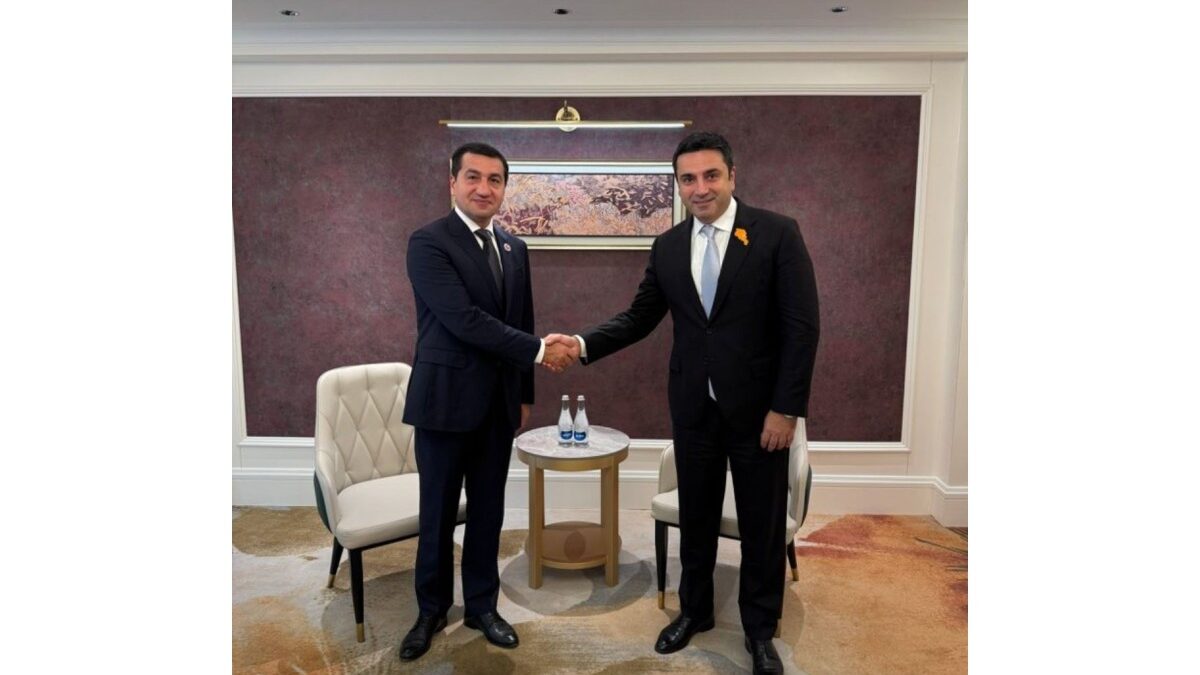 A meeting was held between Hikmet Hajiyev and Alen Simonyan
