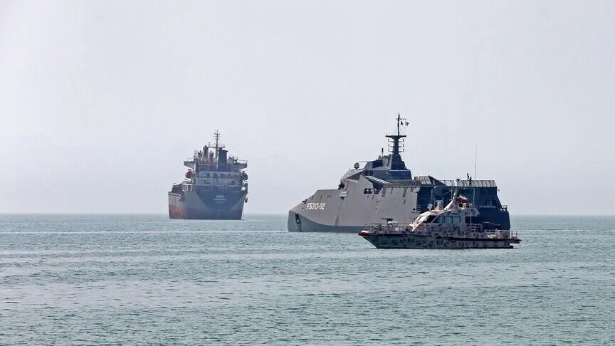 Iran announces that 77 ships have been added to the sanctions list
