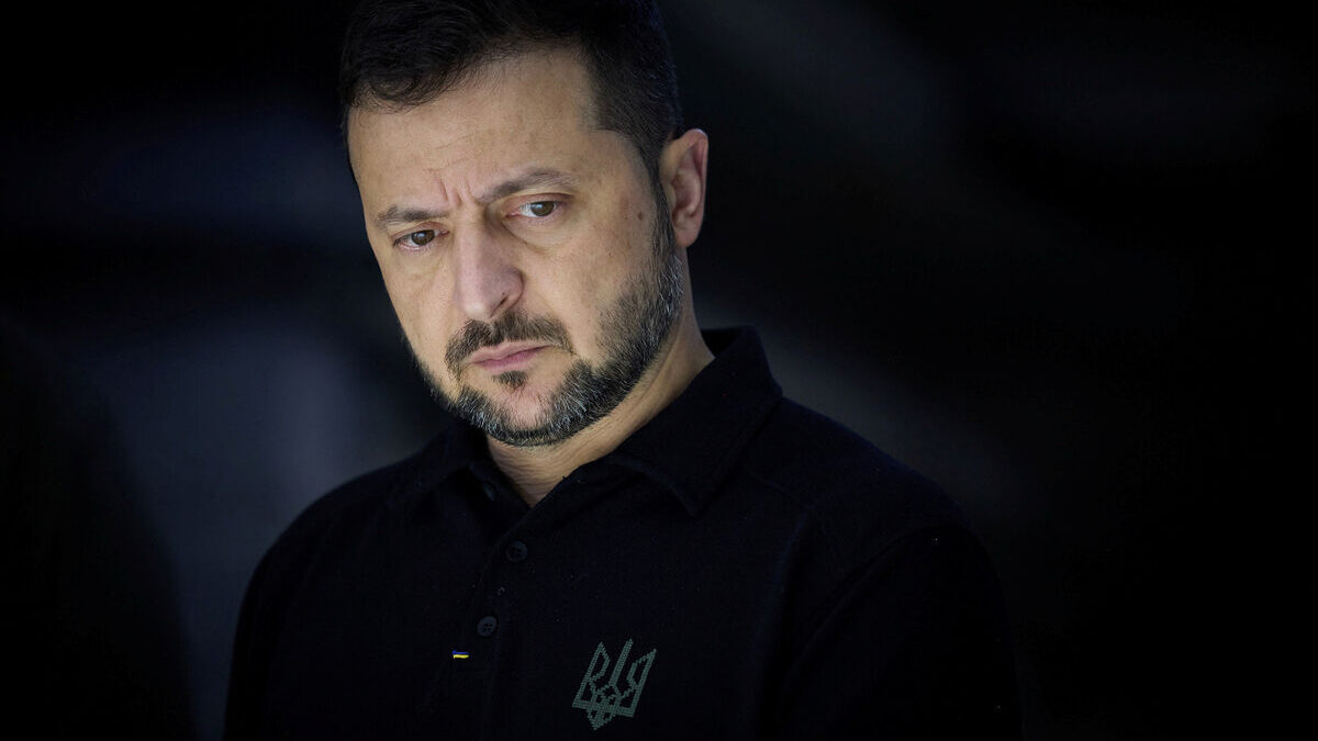 Zelensky: The war will most likely continue through the winter months